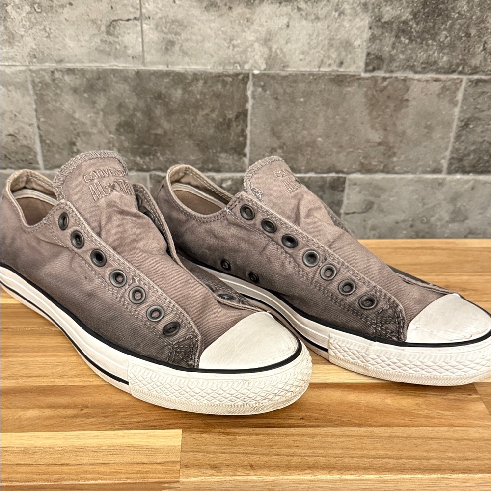 Converse All Star Men's Gray Slip-On Sneakers Size 8.5
